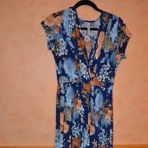 Gilli floral dress